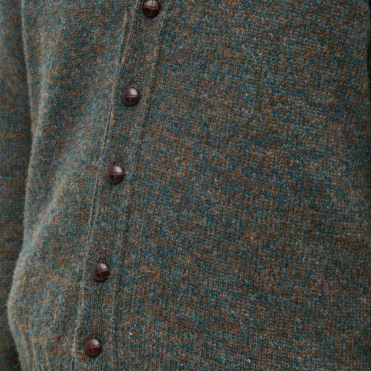 Jamieson's of Shetland Men's V-Neck Cardigan in Wood Green