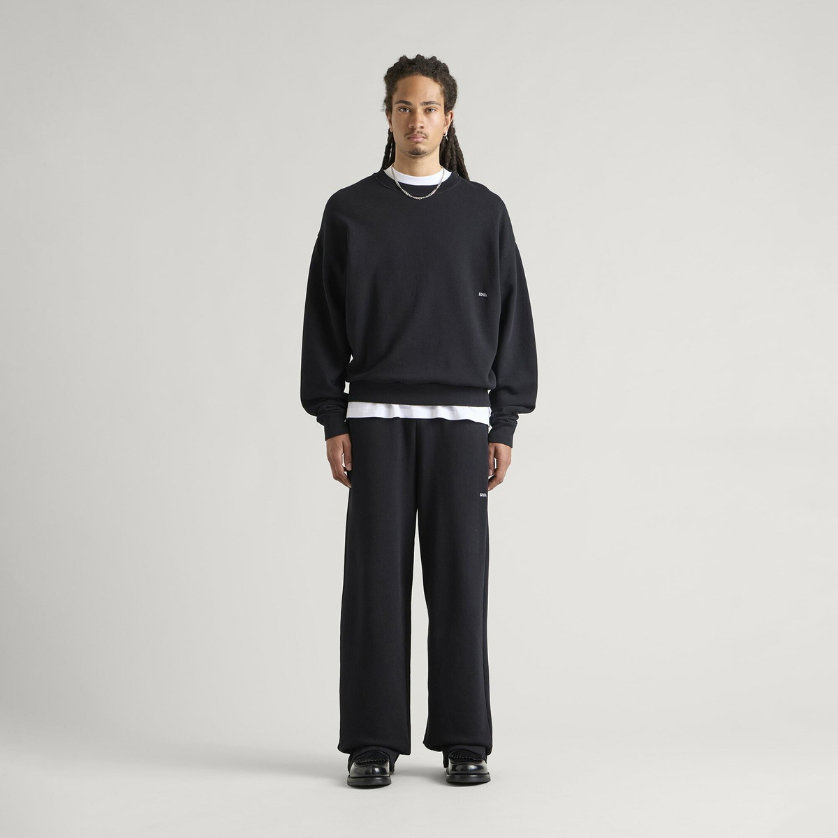 END. Signature Sweatpants in Black