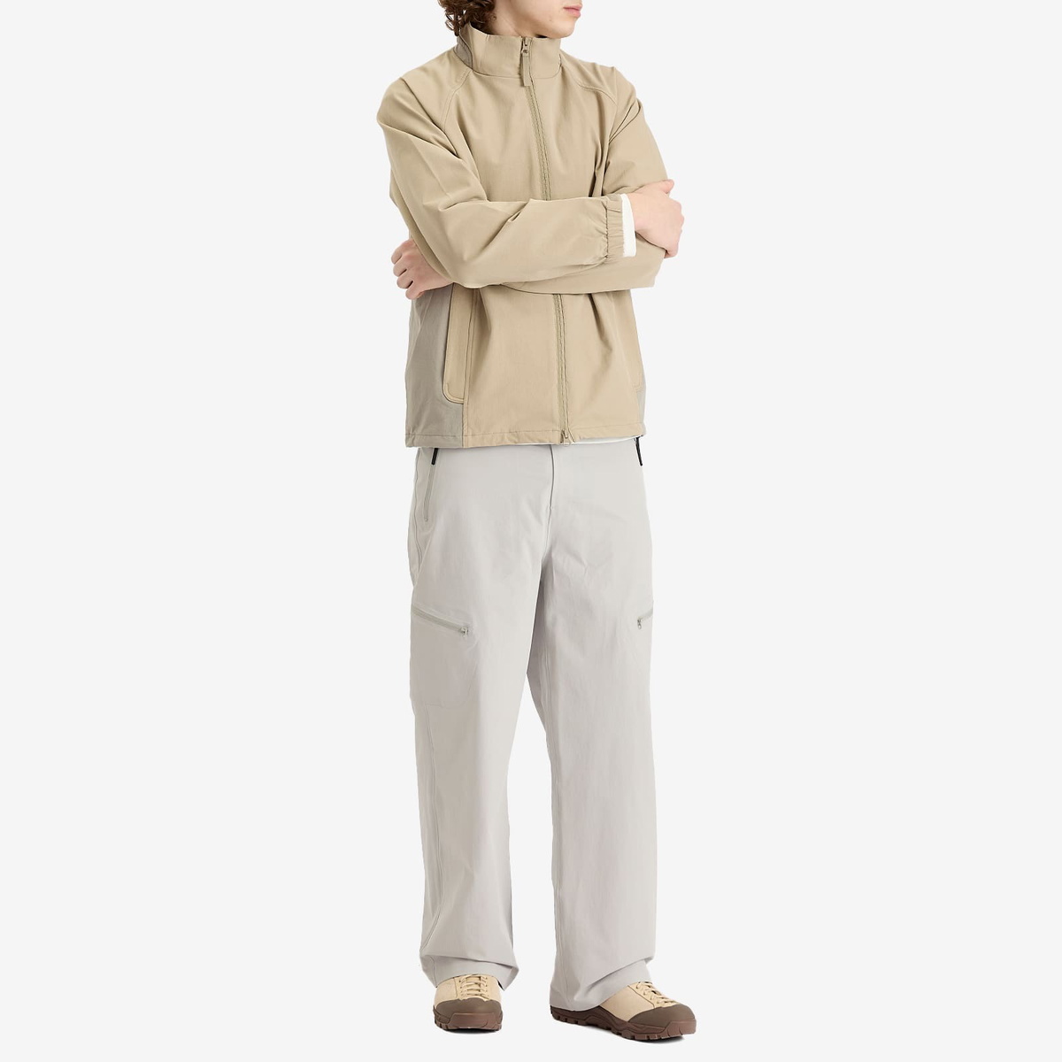 Hiking Patrol Men's Lightweight Soft Shell Jacket in Light Beige