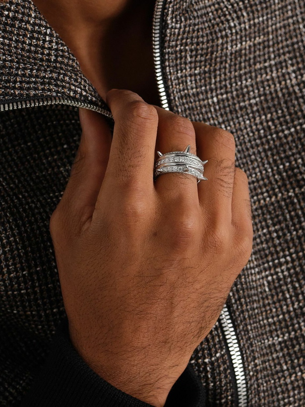 Photo: Alex Moss New York - Destroyer 14-Karat White Gold Diamond Ring - Silver