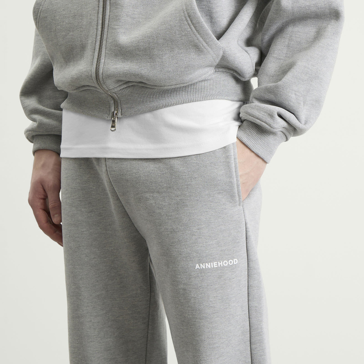 ANNIE HOOD Men's Mini Logo Cuffed Joggers in Marl Grey