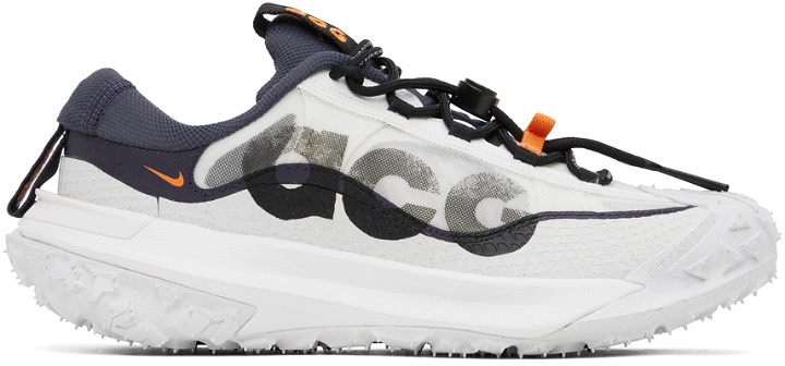Photo: Nike Off-White ACG Mountain Fly 2 Low Sneakers