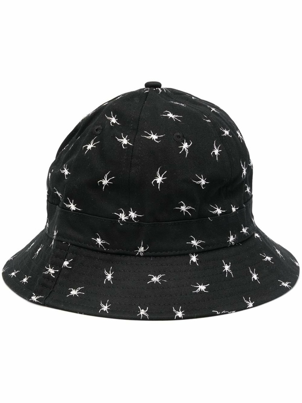 Photo: Ruslan Baginskiy Black Spider Print Bucket Hat