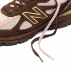 New Balance 990 v4 Sneaker in Brown