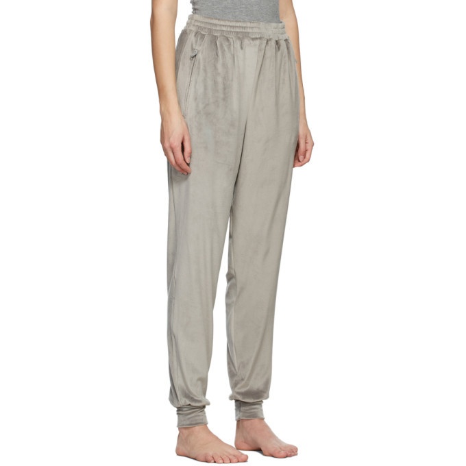 Skims Off Teddy Jogger Lounge Pants in White