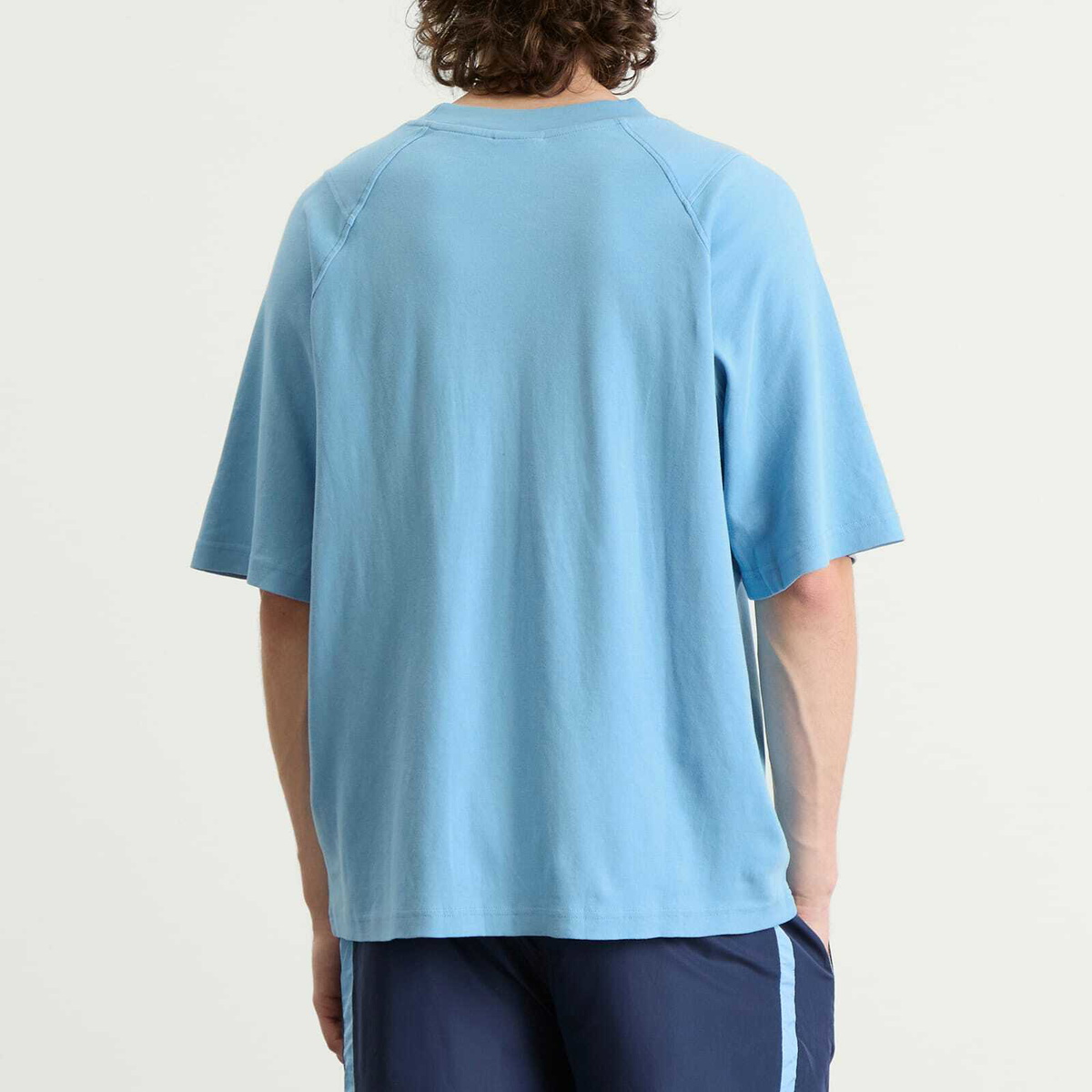 Umbro Men's Washed High Neck Boxy T-Shirt in Vista Blue
