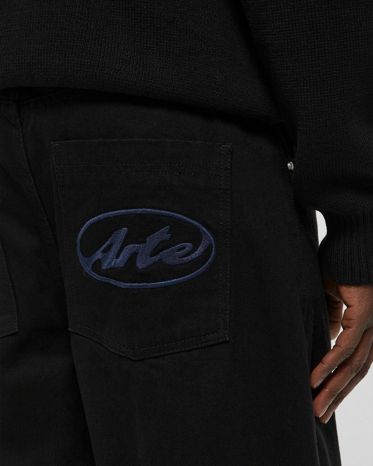 Circle Logo Pocket Pant