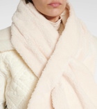 Moncler Teddy scarf