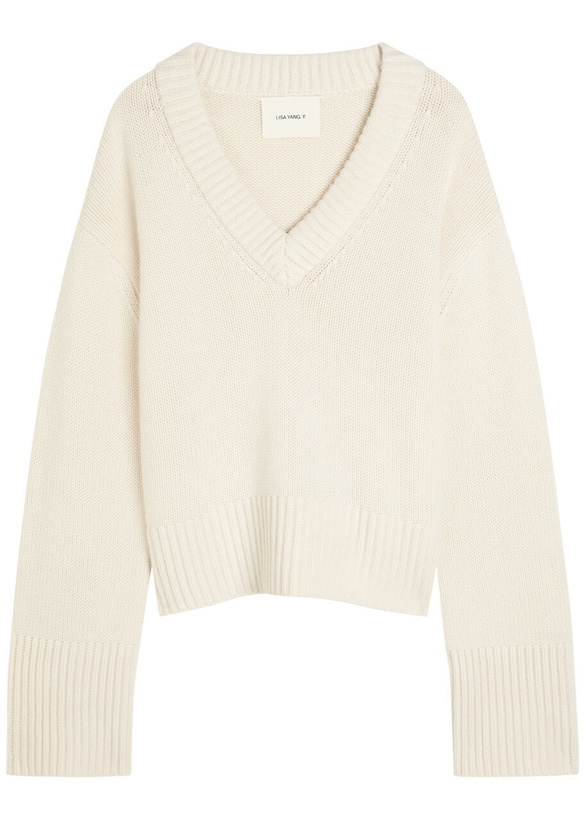Photo: Lisa Yang Aletta Knitted Cashmere Jumper Cream