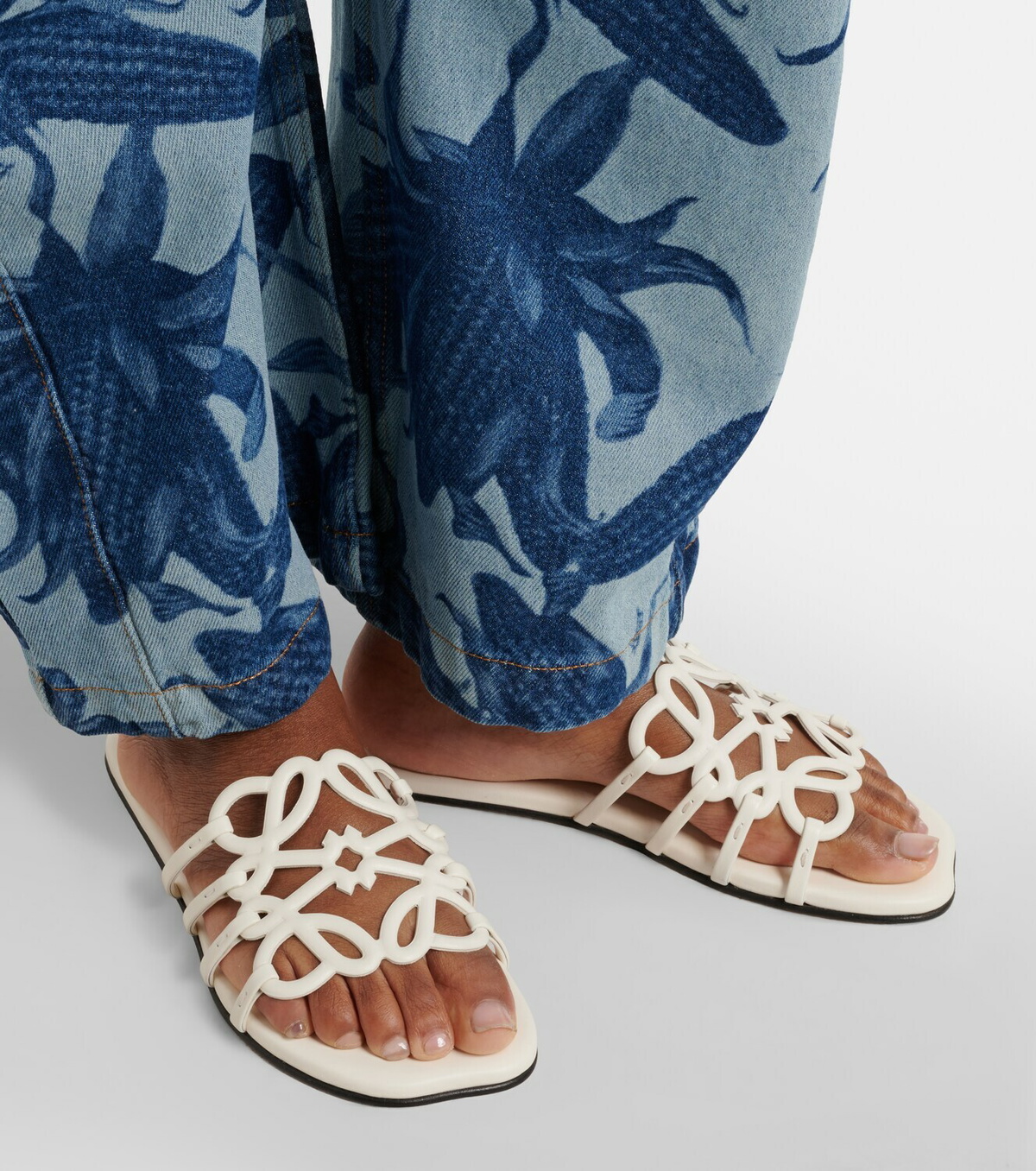 Loewe Petal Anagram leather slides