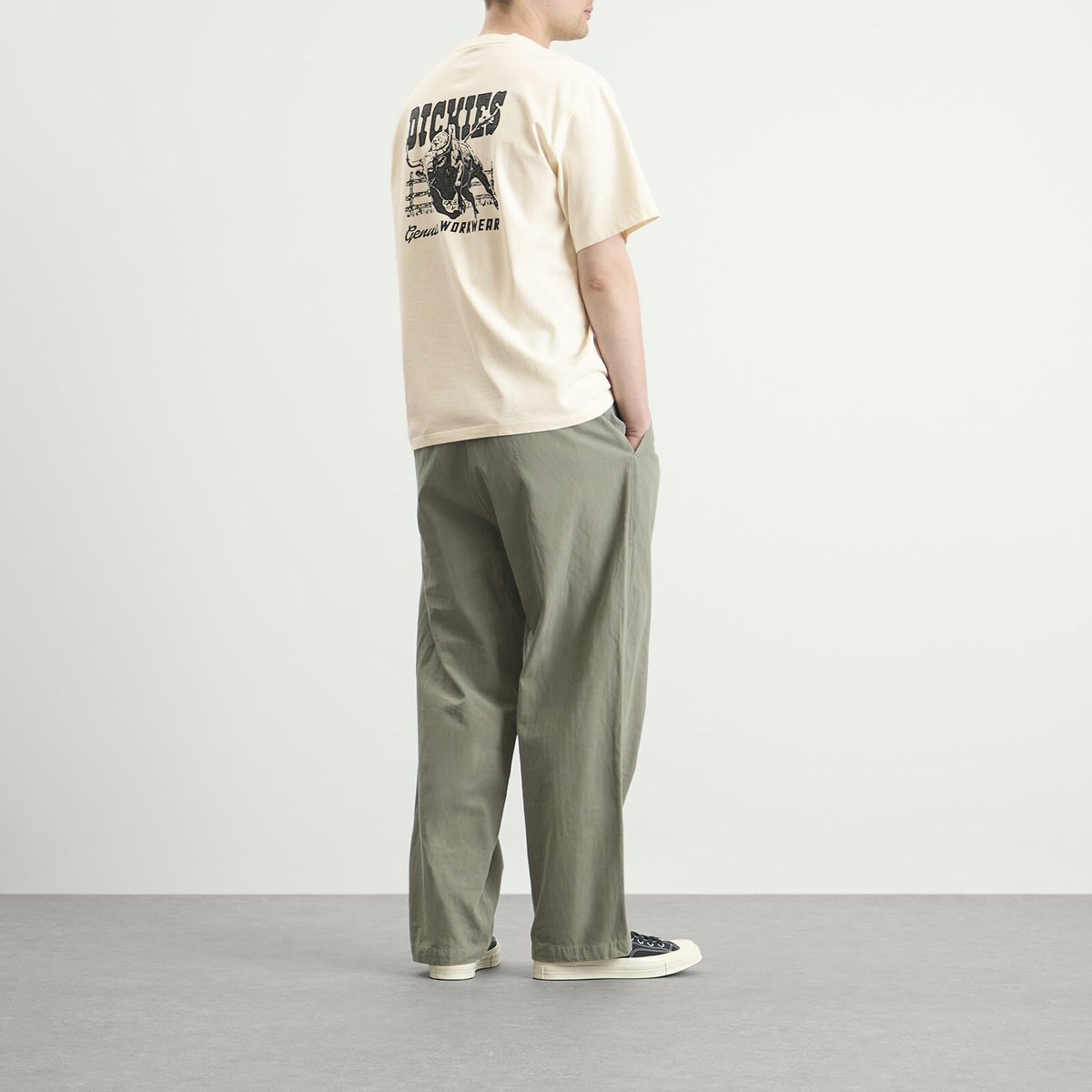 Dickies Men's Buchtell T-Shirt in Egret