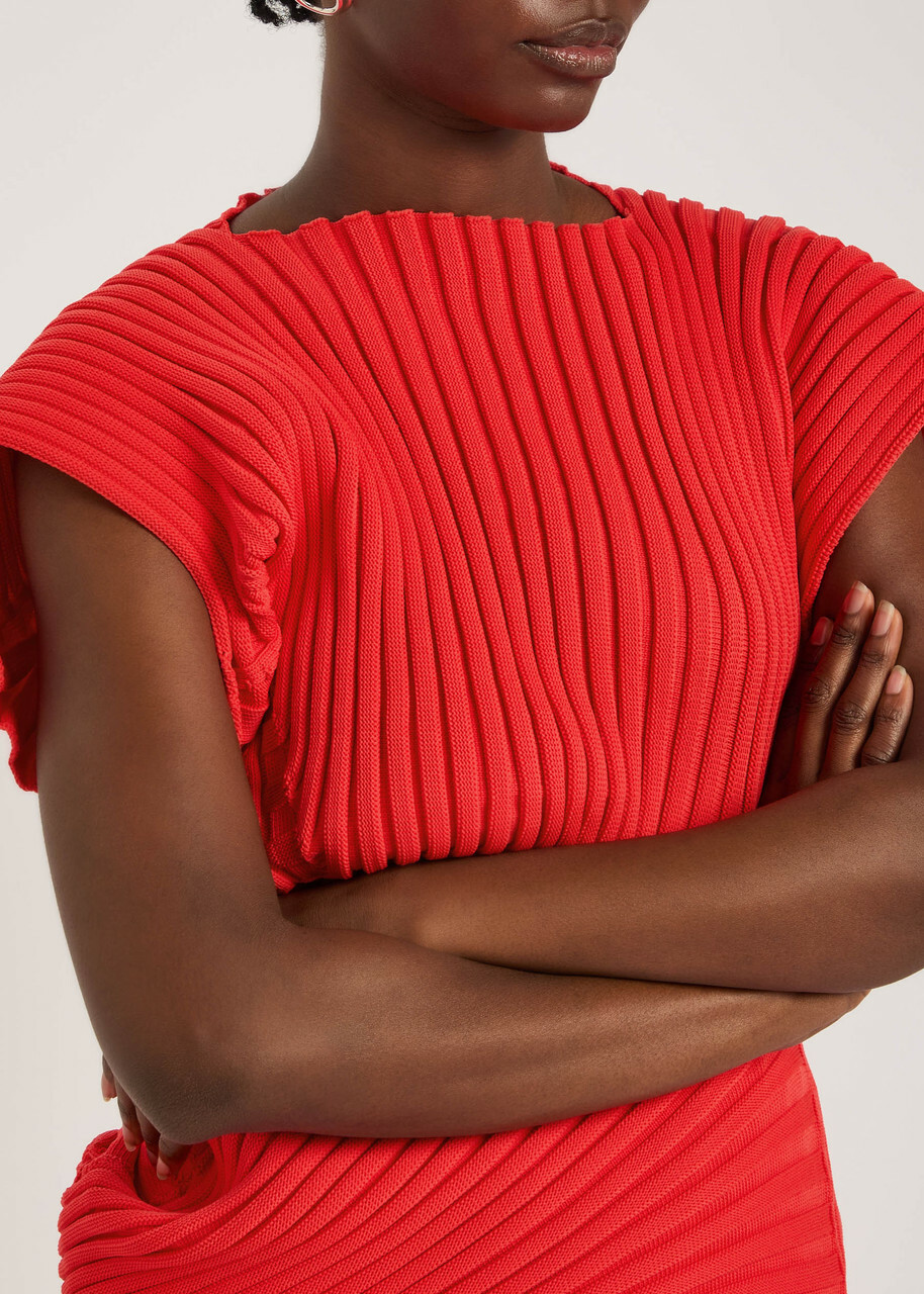 Issey Miyake Asymmetric Ribbed-knit top Red