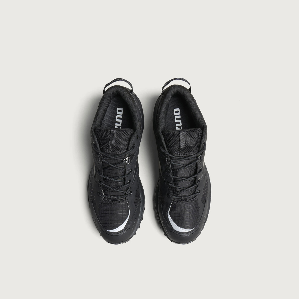 Mizuno Men's Wave Mujin Tl Gore-tex Sneaker in Black