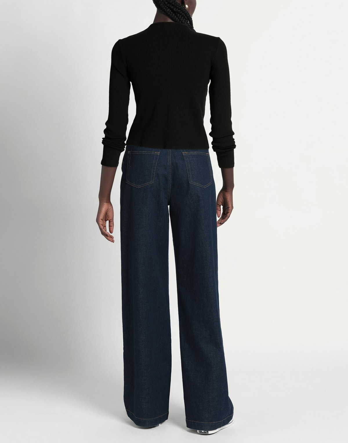 Donni. Womens Cardigan in Black