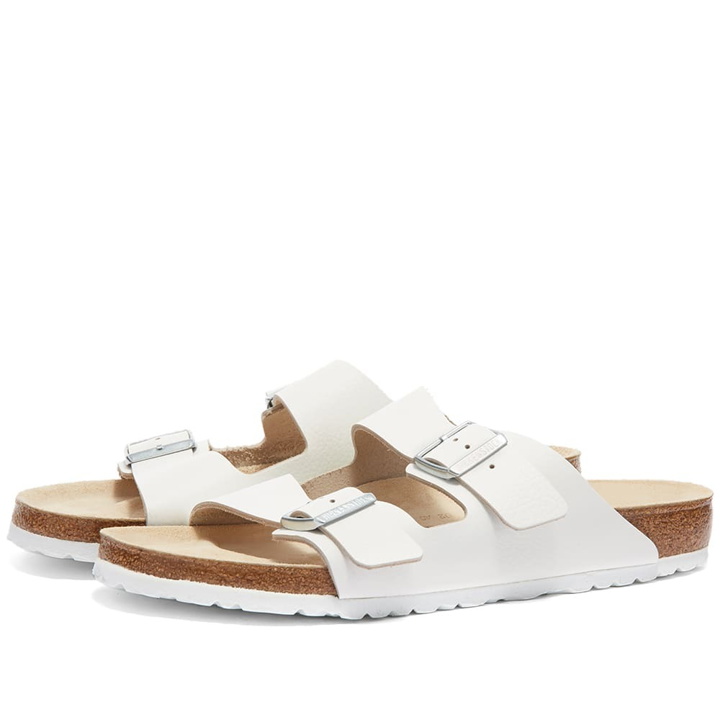 Photo: Birkenstock Arizona in White Smooth Leather