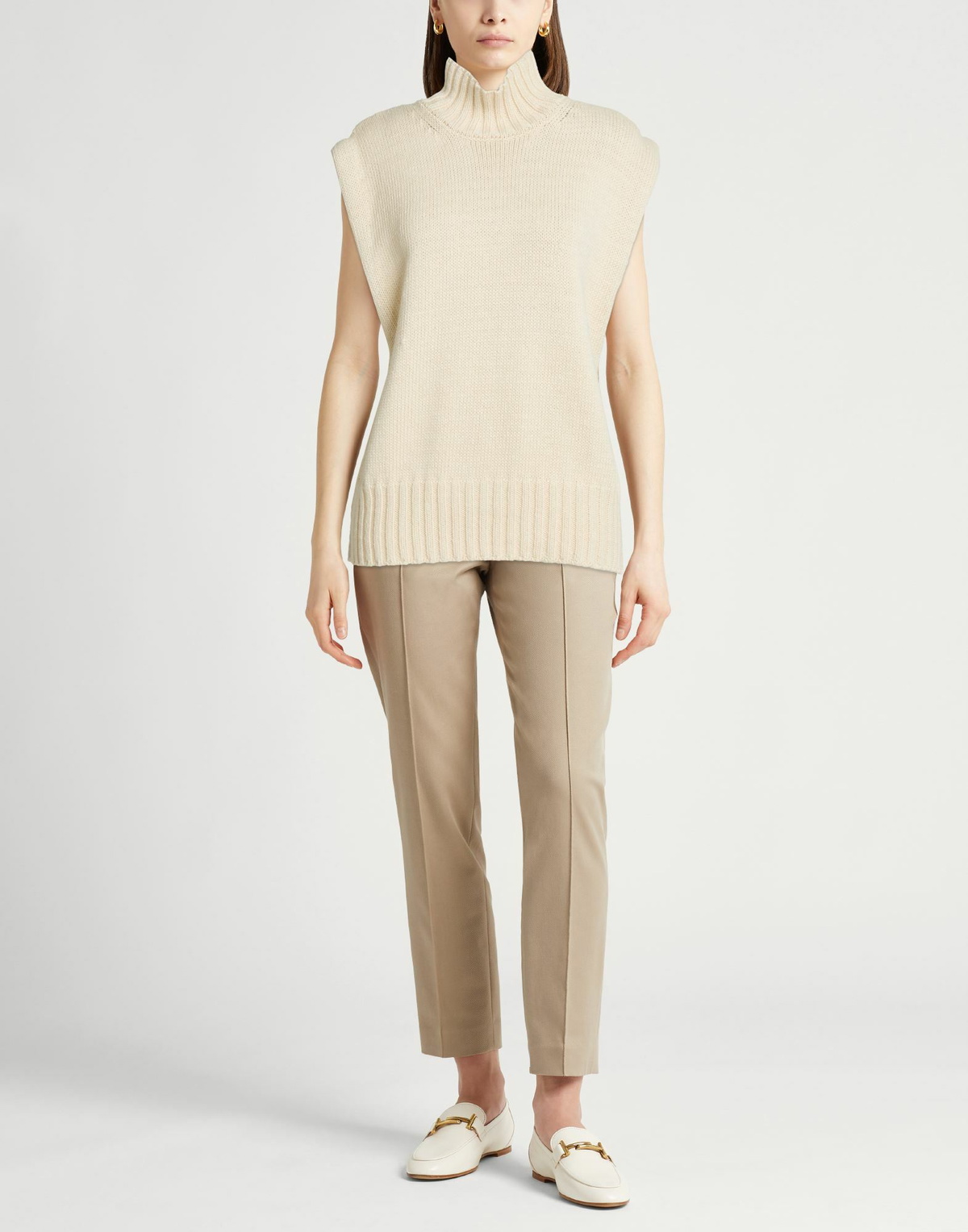 Róhe Womens Turtleneck in Off white