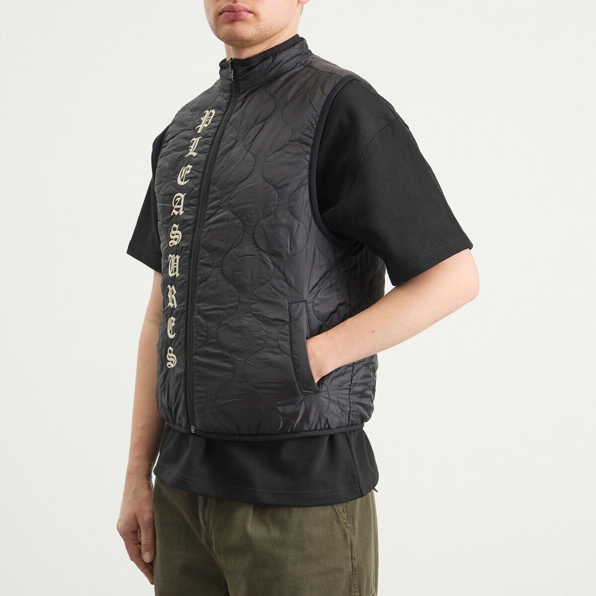 Pleasures Men's Felis Reversible Vest in Camo/Black