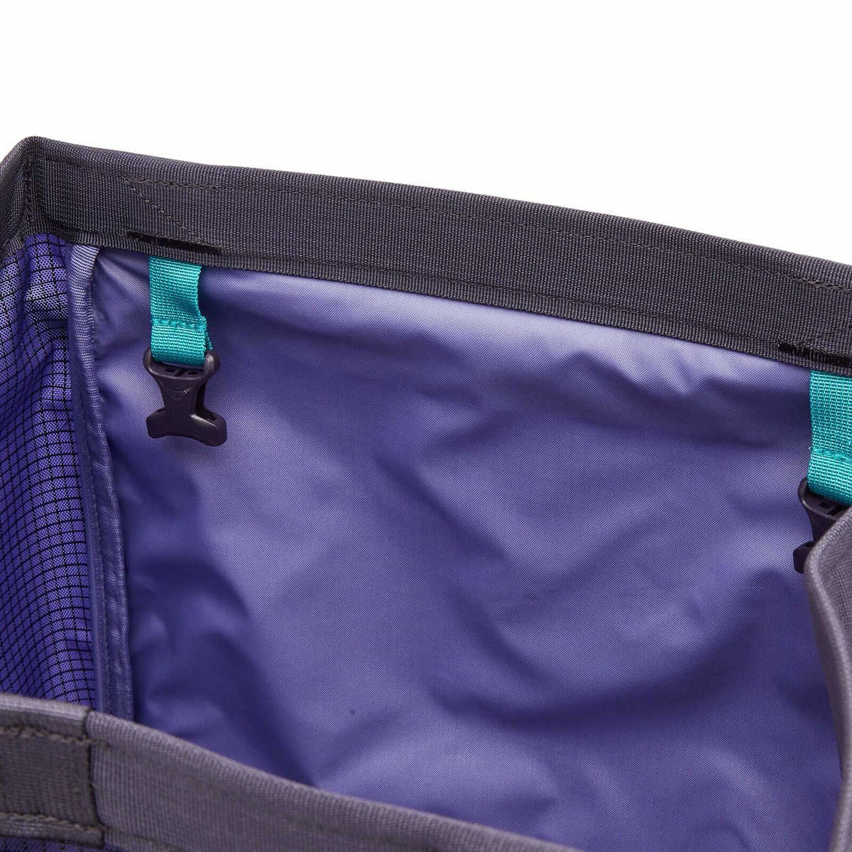 Osprey Gear Tote - 28L in Euphoria Purple/Purple Ink 