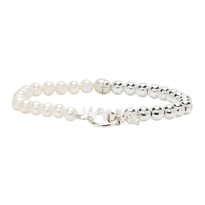 Photo: WWW.WILLSHOTT Silver Pearl Alternative Bracelet