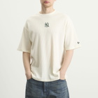 New Era Men's MLB New York Yankies Waffle T-Shirt in Off White