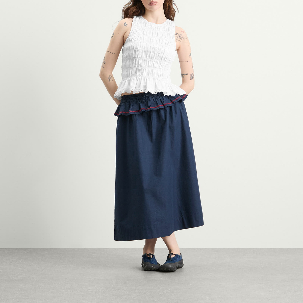 Damson Madder Women's Sigrid Midi Skirt in Navy