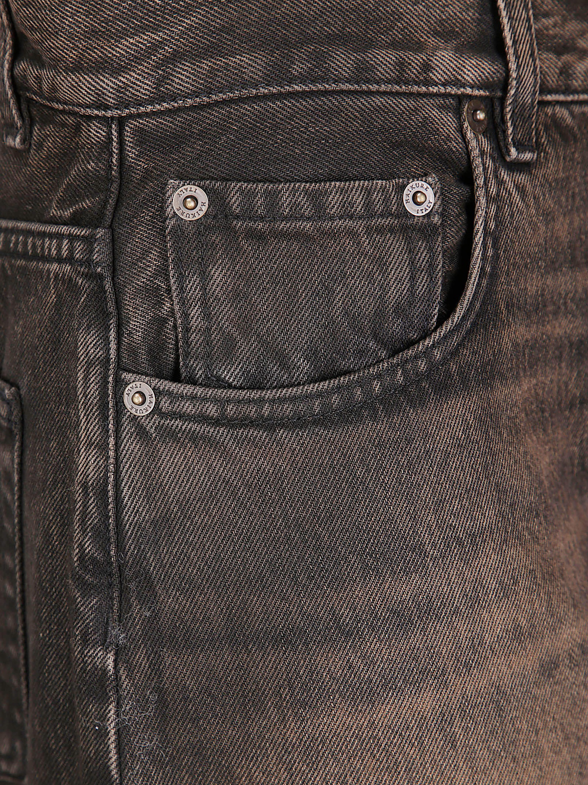 Haikure Bibi Brown Black