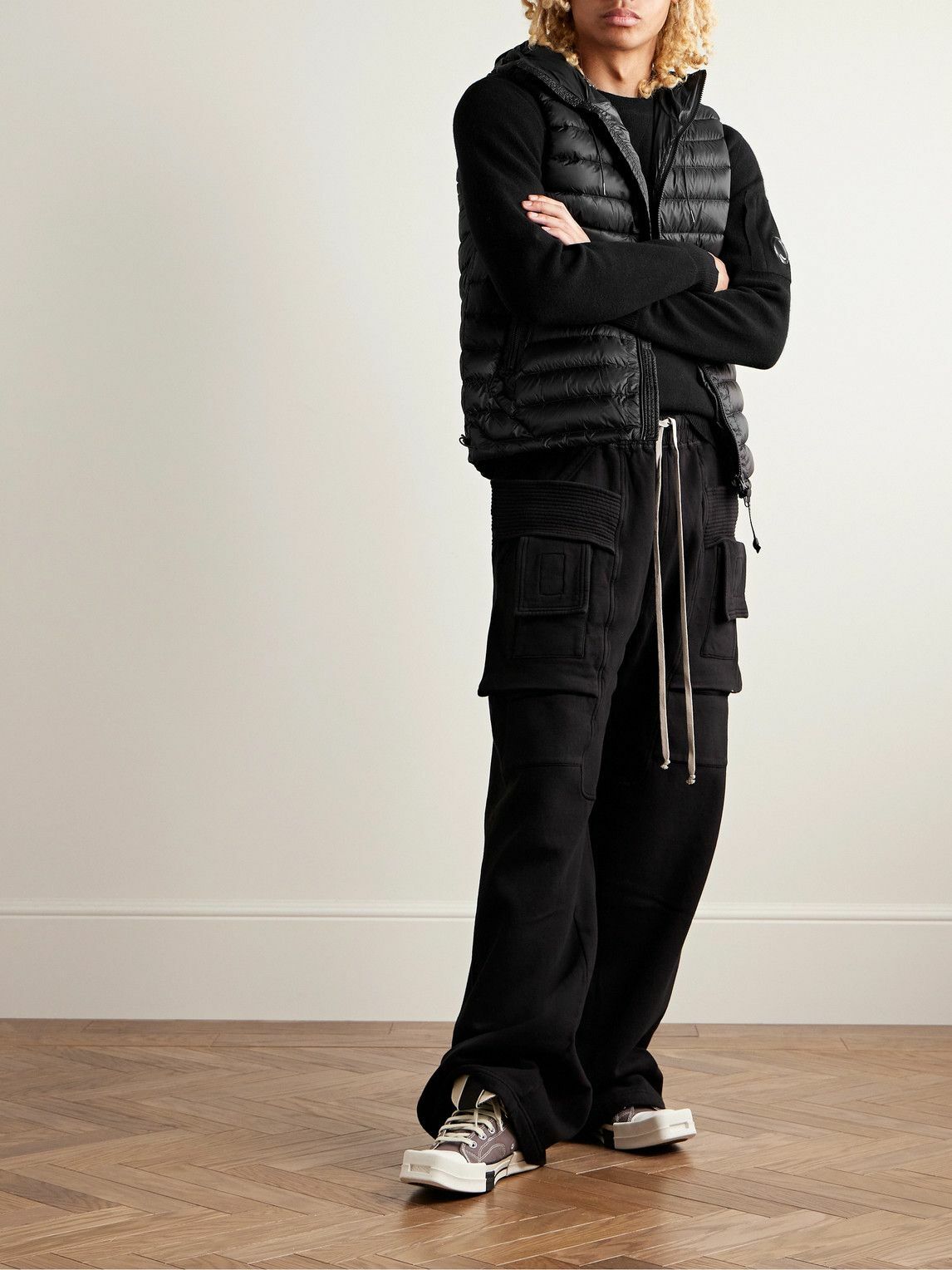 パーカー・フーディ C.P. Company Grs' Black Wool Blend Sweatshirt C.P. Company - Logo-Appliquéd Wool-Blend Sweatshirt - Black