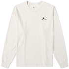 Air Jordan Men's Long Sleeve Flight Heritage Graphic T-Shirt in Phantom