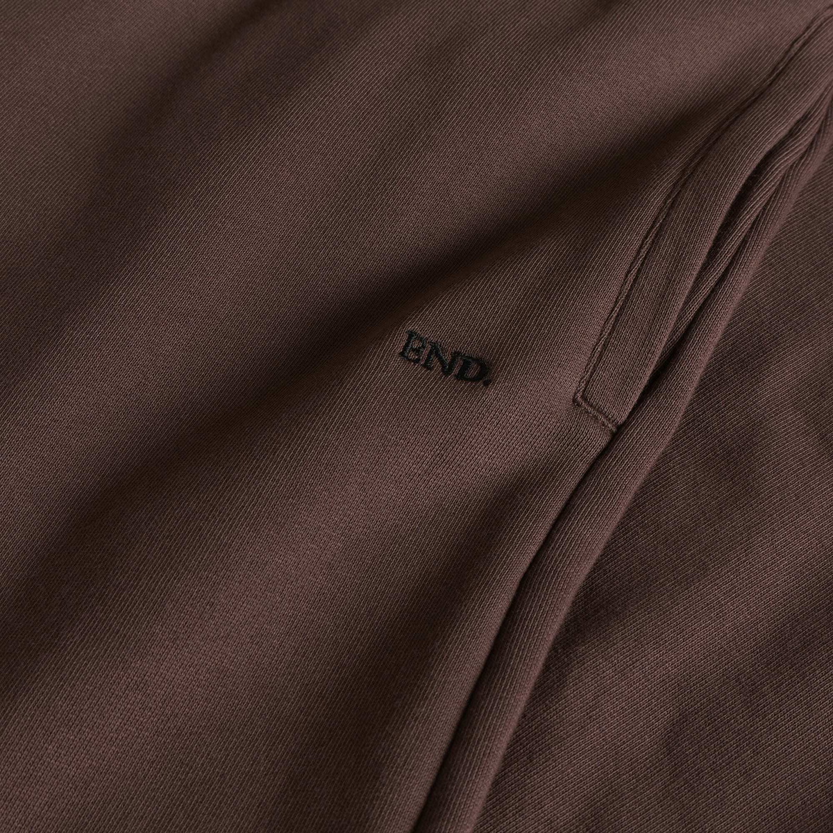 END. Women's Classic Sweatpants in Chocolate