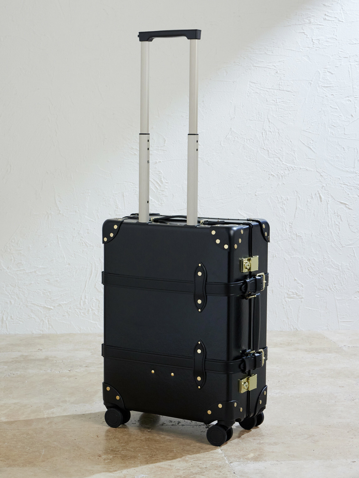 Globe-Trotter - Centenary Leather Carry-On Suitcase