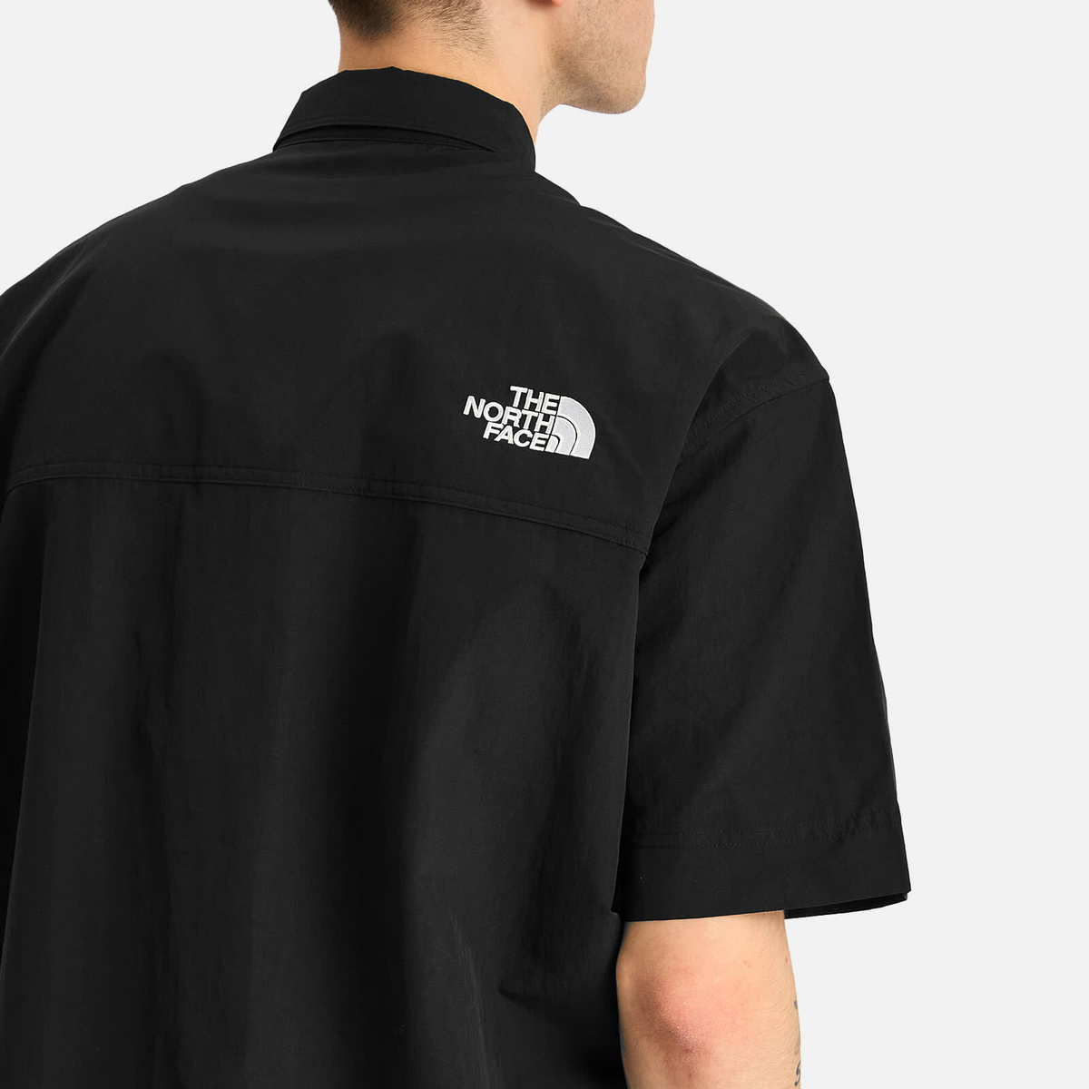 The North Face Men's Nse Summer Shirt in Tnf Black The North