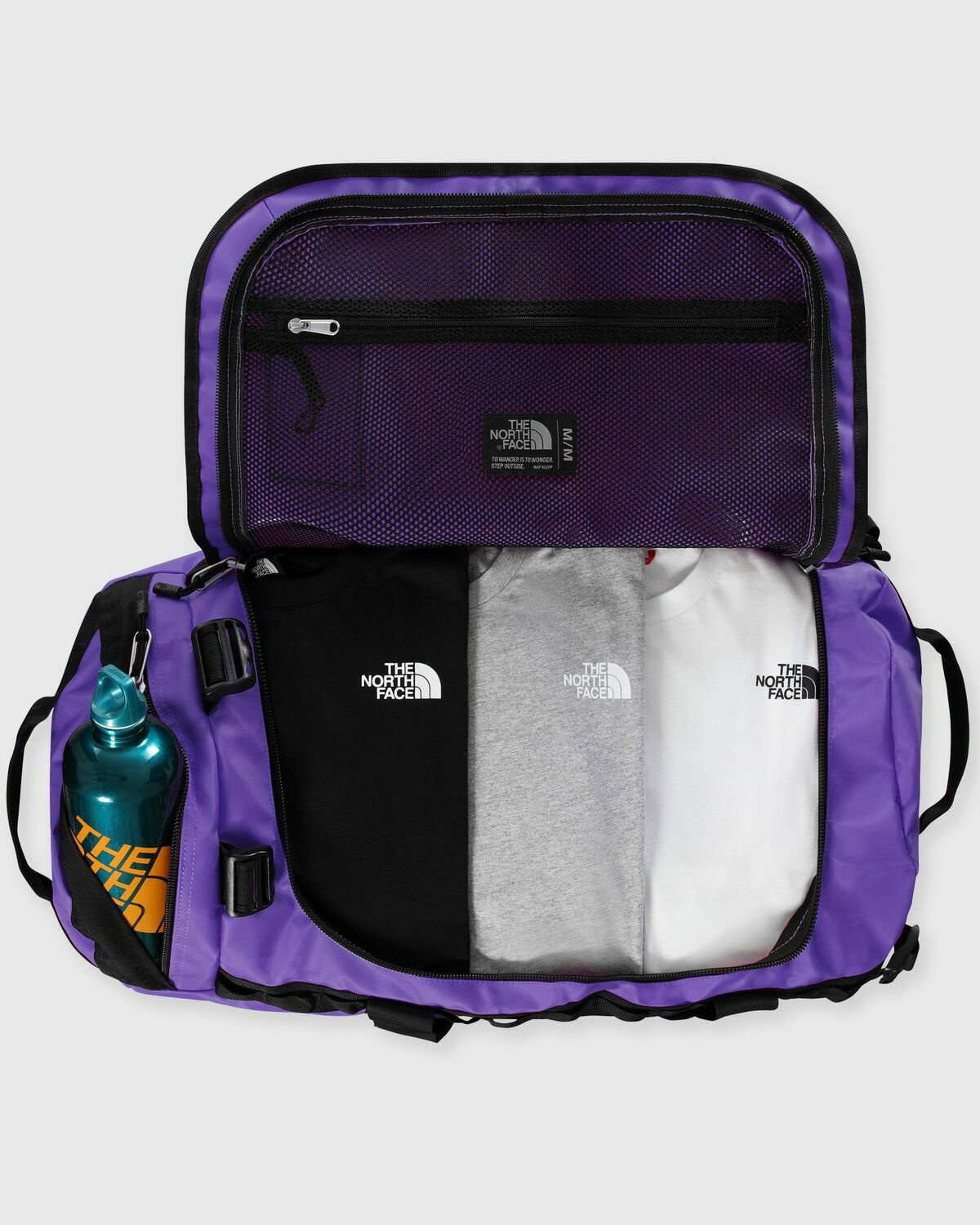 The North Face Base Camp Duffel M Purple Duffle Bags & Weekender