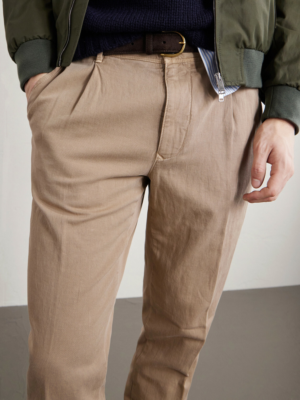 Slowear - Tapered Pleated Cotton-Blend Gabardine Trousers - Neutrals