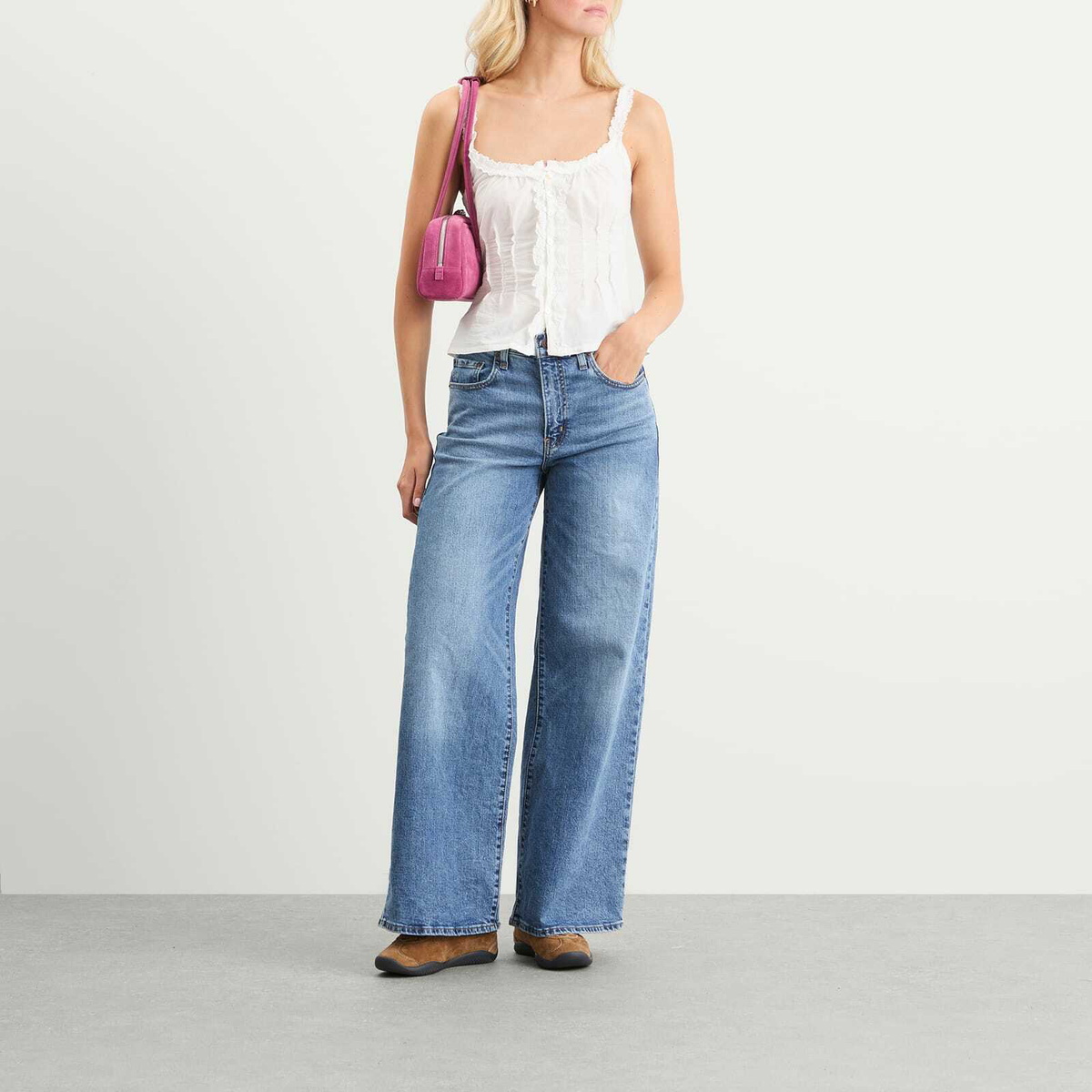 Levi's Women's 728 High Rise Wide Leg Jeans in Sweet Success