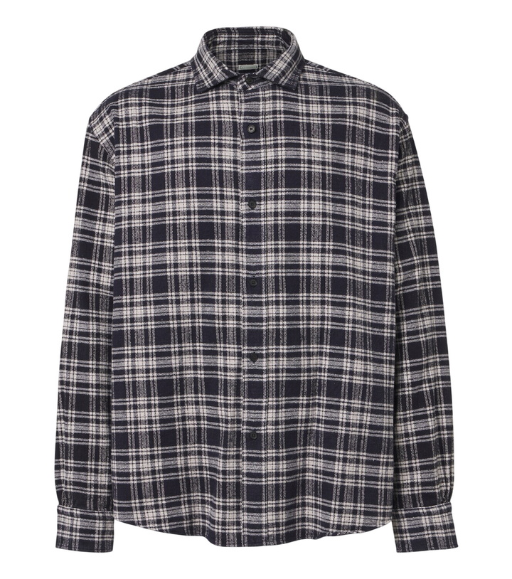 Photo: A.Presse Checked cotton and silk shirt