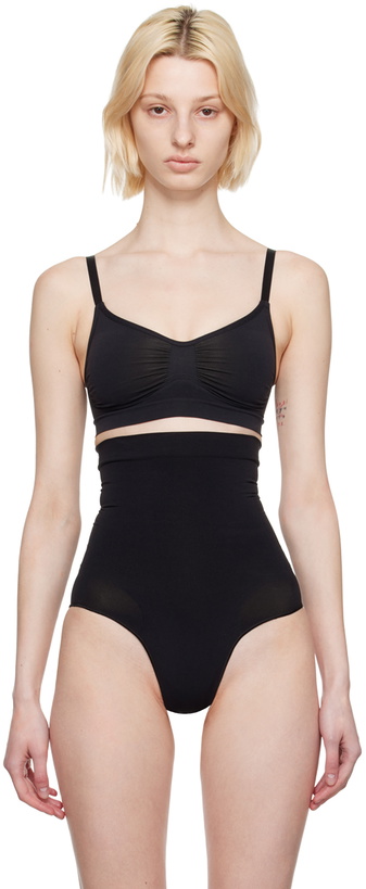 Photo: SKIMS Black Seamless Sculpt Bralette