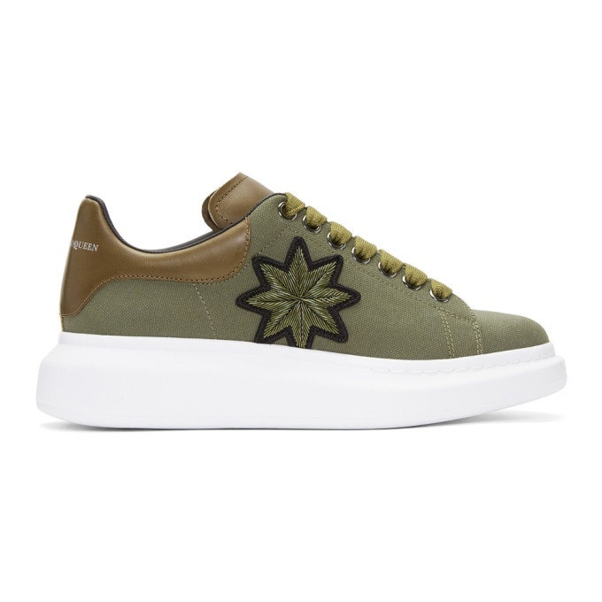 Photo: Alexander McQueen Green Embroidered Oversized Sneakers