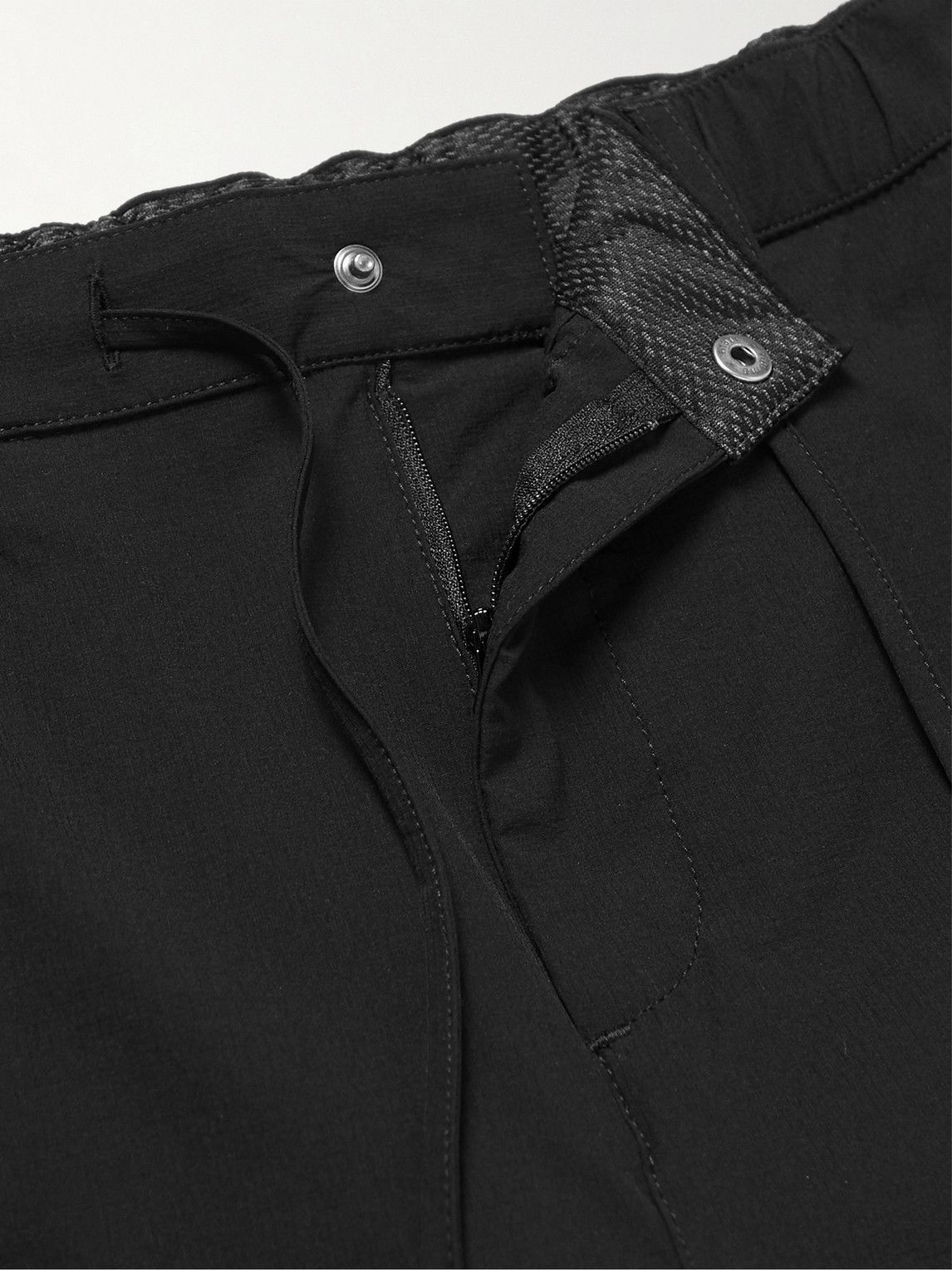 Kestin - Inverness Stretch-Ripstop Shorts - Black