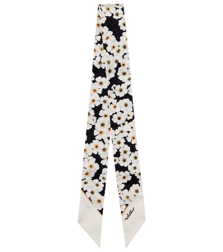 Photo: Valentino Apres L'Hiver floral silk scarf