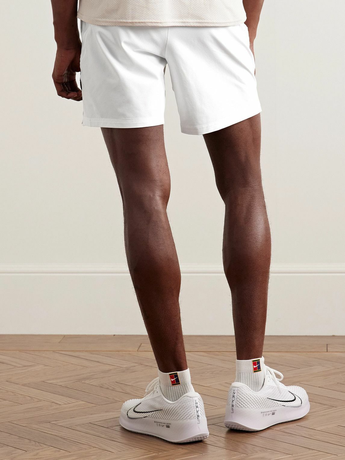 Nike Tennis - NikeCourt Advantage Straight-Leg Dri-FIT Tennis Shorts - White