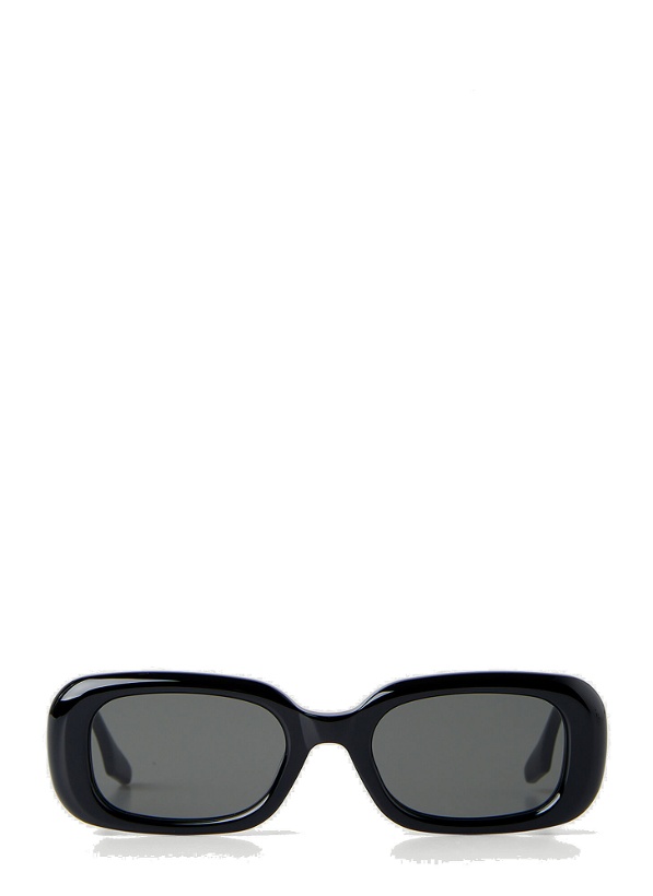 Photo: Bliss 01 Sunglasses in Black