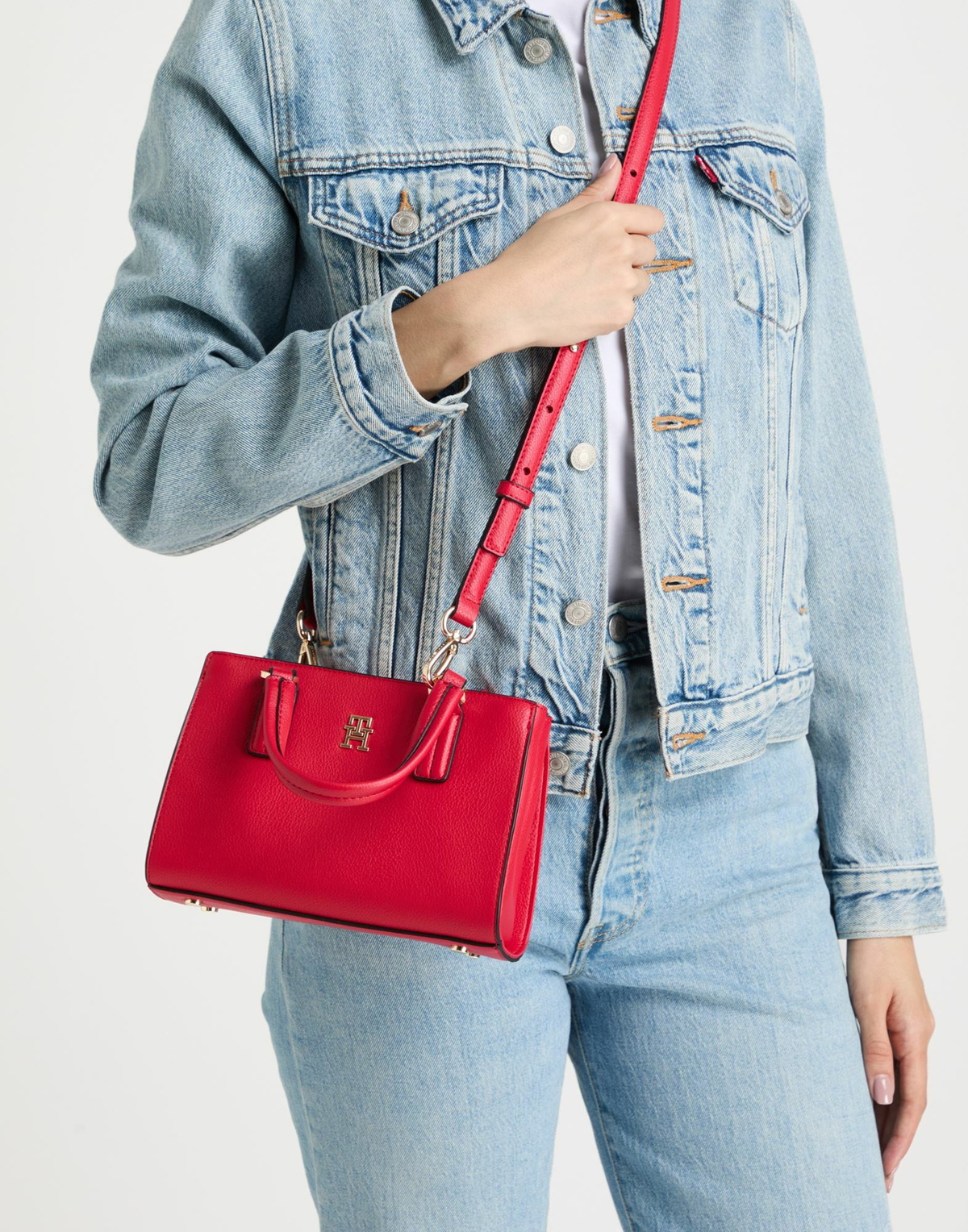 Tommy Hilfiger Womens Handbag in Red