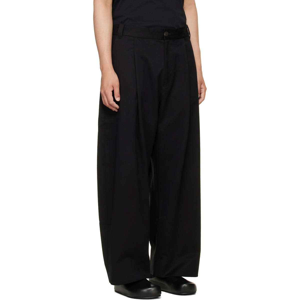 Studio Nicholson Black Sorte Pleated Trousers