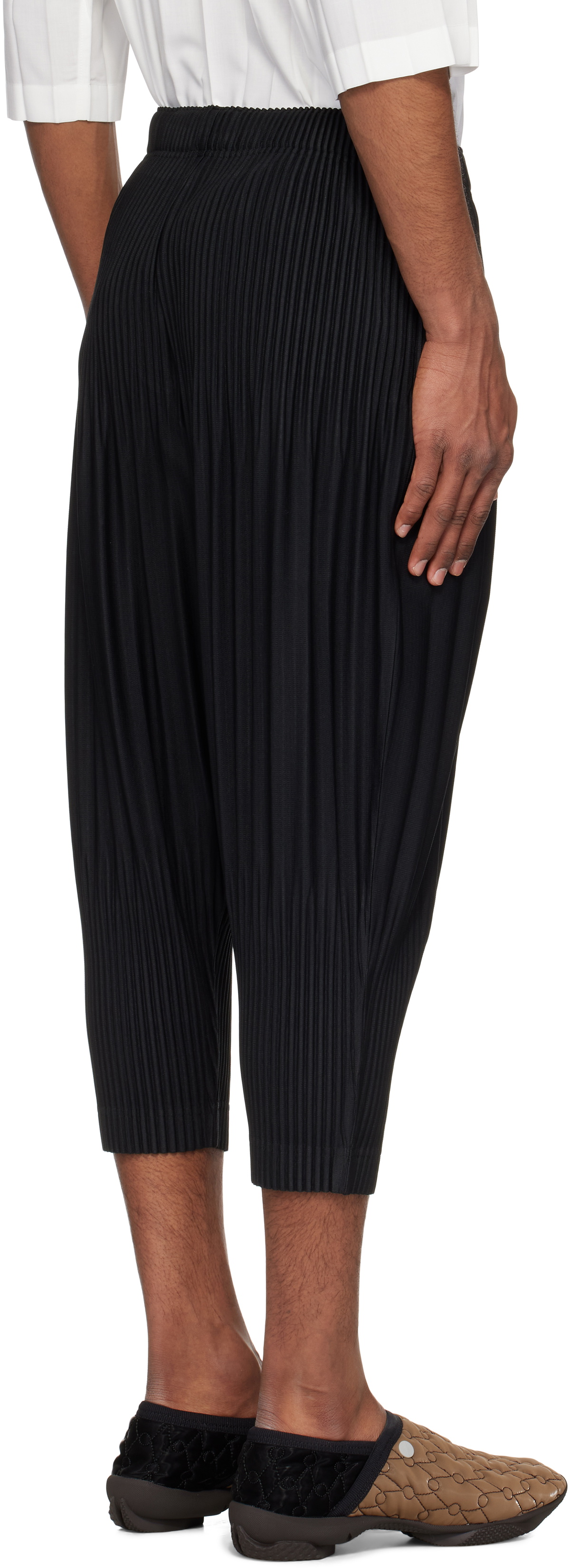 HOMME PLISSÉ ISSEY MIYAKE BASICS BLK 1 Homme Plissé Issey Miyake Basics January Curated at Jake and