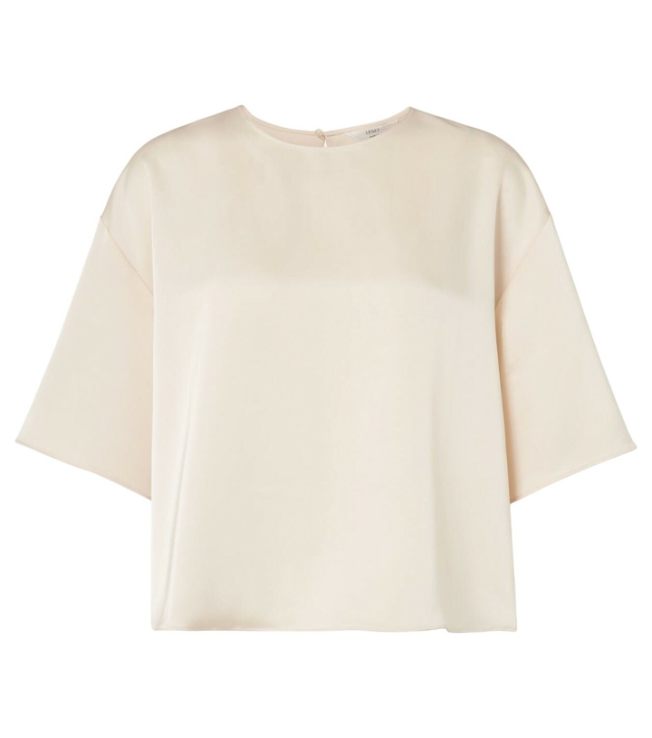 Photo: Leset Barb oversized satin t-shirt