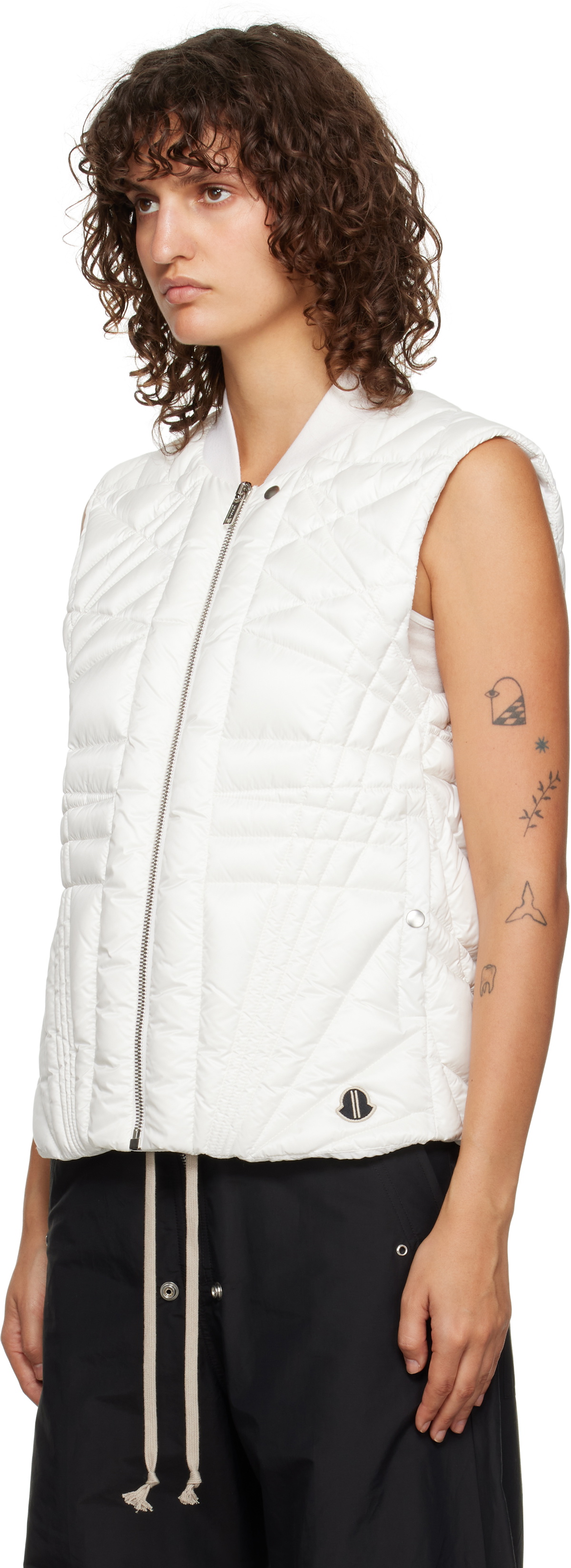 パリ直営店【MONCLER】Rick Owens Megapenta Flightダウンベスト ブラック Moncler + Rick Owens Megapenta Flightベスト : ジレ