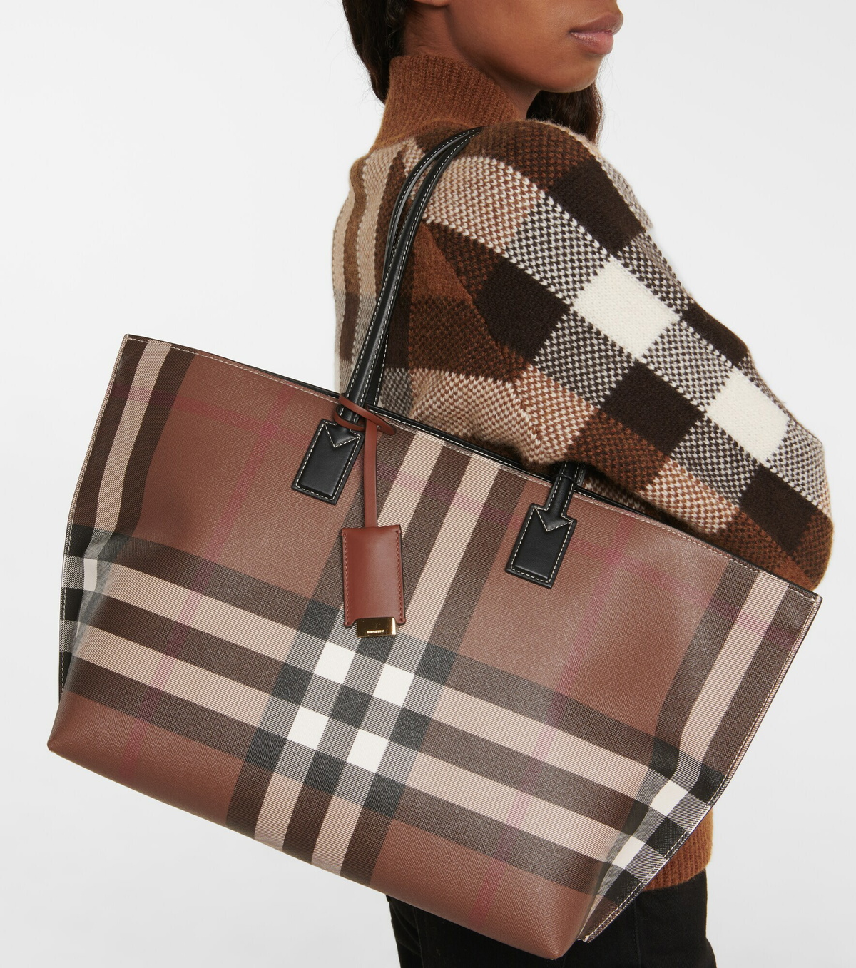 Burberry - Medium checked canvas tote