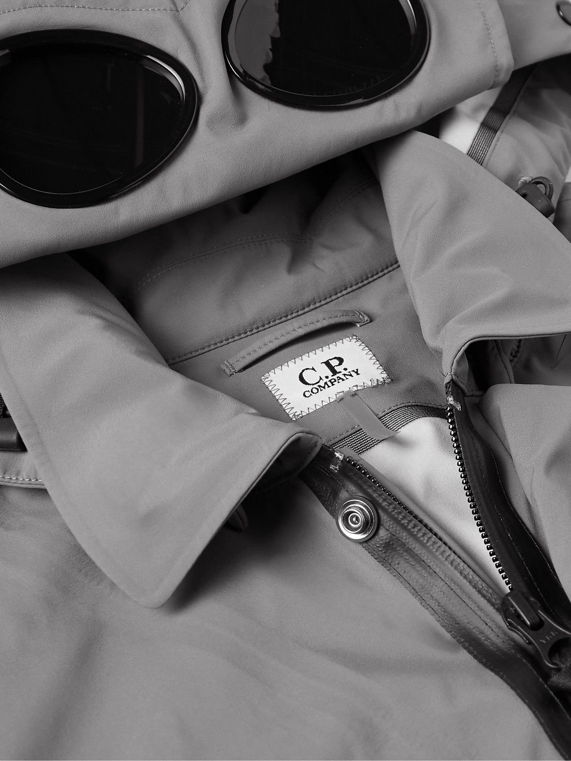 C.P. Company - Goggle-Detailed GORE-TEX INFINIUM Hooded Jacket