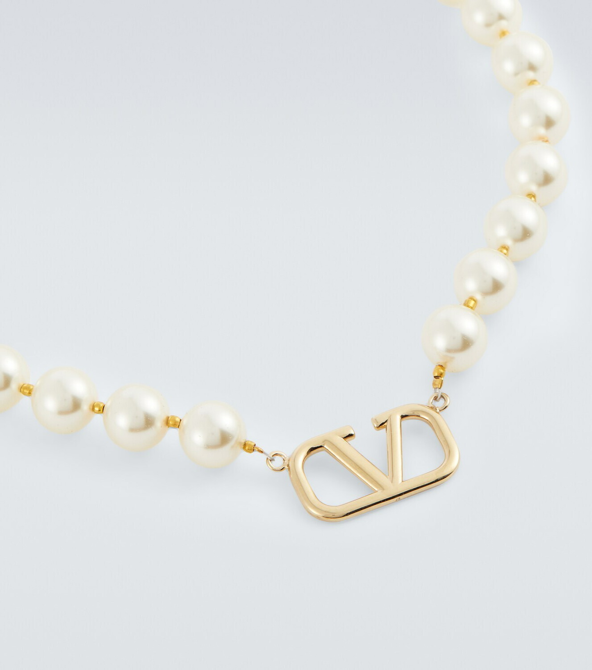 Valentino Garavani VLogo Signature Swarovski® crystal pearl