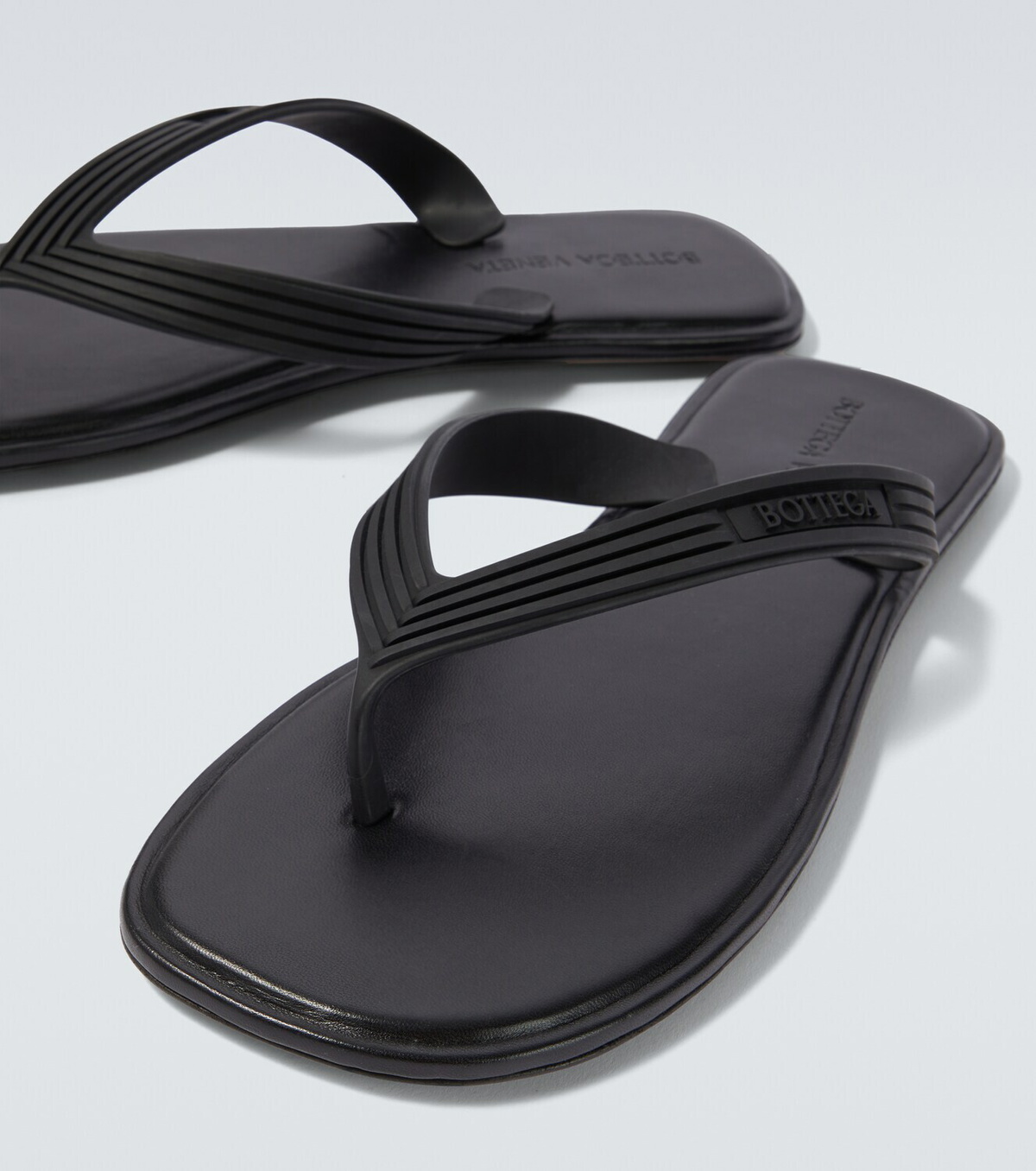 Bottega Veneta Sampieri thong sandals